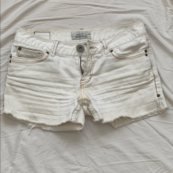 Shorts - Picture 1 of 2